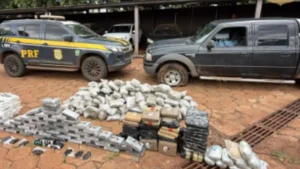 Motorista é preso transportando quase 300 quilos de drogas por dívida de R$ 53 mil