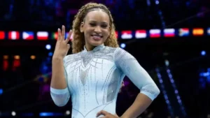 Rebeca Andrade é tricampeã de salto no Mundial de Ginástica 2026