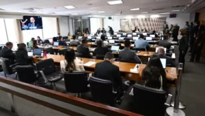 CCJ do Senado aprova PEC da Segurança Pública e proposta vai ao plenário