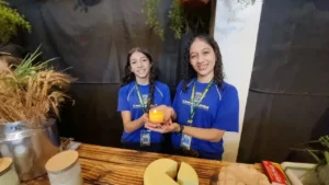 De vela de manteiga a pirulito de mel, alunos transformam produção rural em projetos