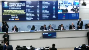 Após pedido de vista, mudança na fiscalização de conselheiros volta ao plenário da Câmara