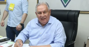 Sucessor de Cezário, Estevão Petrallás é reeleito presidente da FFMS