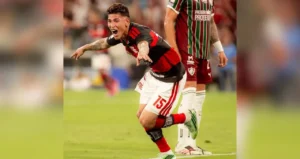 Carrascal decide Fla-Flu, e Flamengo mantém liderança sob pressão do Palmeiras