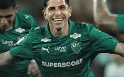 Savarino encerra jejum com hat-trick em goleada sobre o Coritiba e leva Fluminense ao 3º lugar