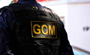 Suspeito saca faca contra GCM e termina baleado no peito em Campo Grande