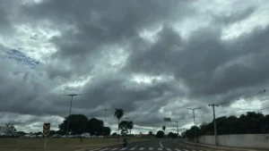 Outubro começa com previsão de chuva e clima ameno em MS